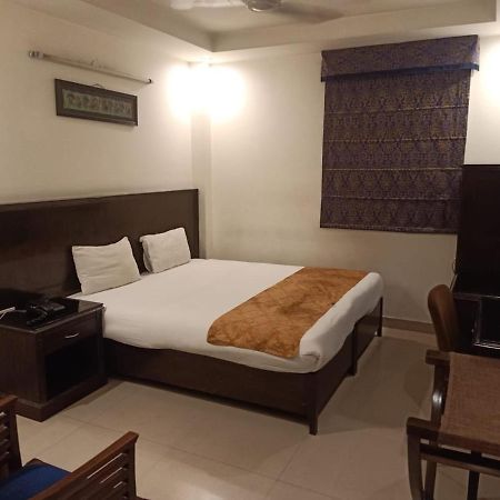 Hotel Clark Heights نيودلهي المظهر الخارجي الصورة