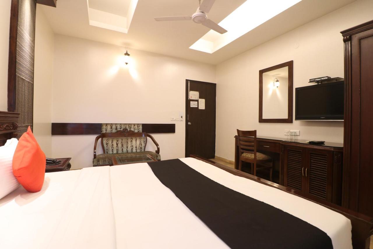 Hotel Clark Heights نيودلهي المظهر الخارجي الصورة